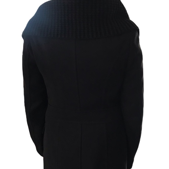 Women’s Light Coat - Picture 2 of 3